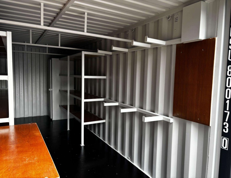 Conteneur Atelier 20 pieds Aménagé